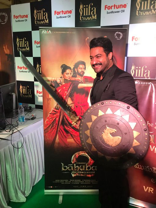 ntr,iifa,jr ntr,baahubali,ss rajamouli  వావ్..బాహుబలి గా ఎన్టీఆర్..! 